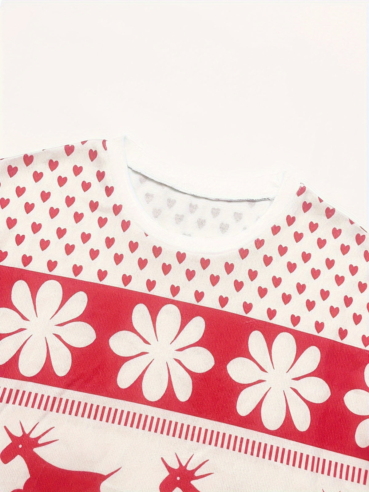 Cozy Snowflake Christmas Holiday Pajamas for Women with Round Neck Long Sleeve Reindeer Two Piece Style